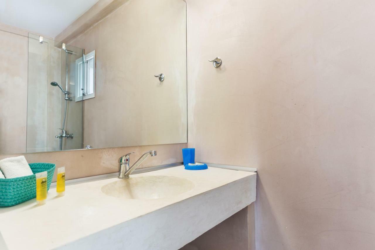 Sunrise Suites Kato Daratso Esterno foto