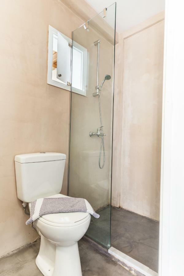 Sunrise Suites Kato Daratso Esterno foto